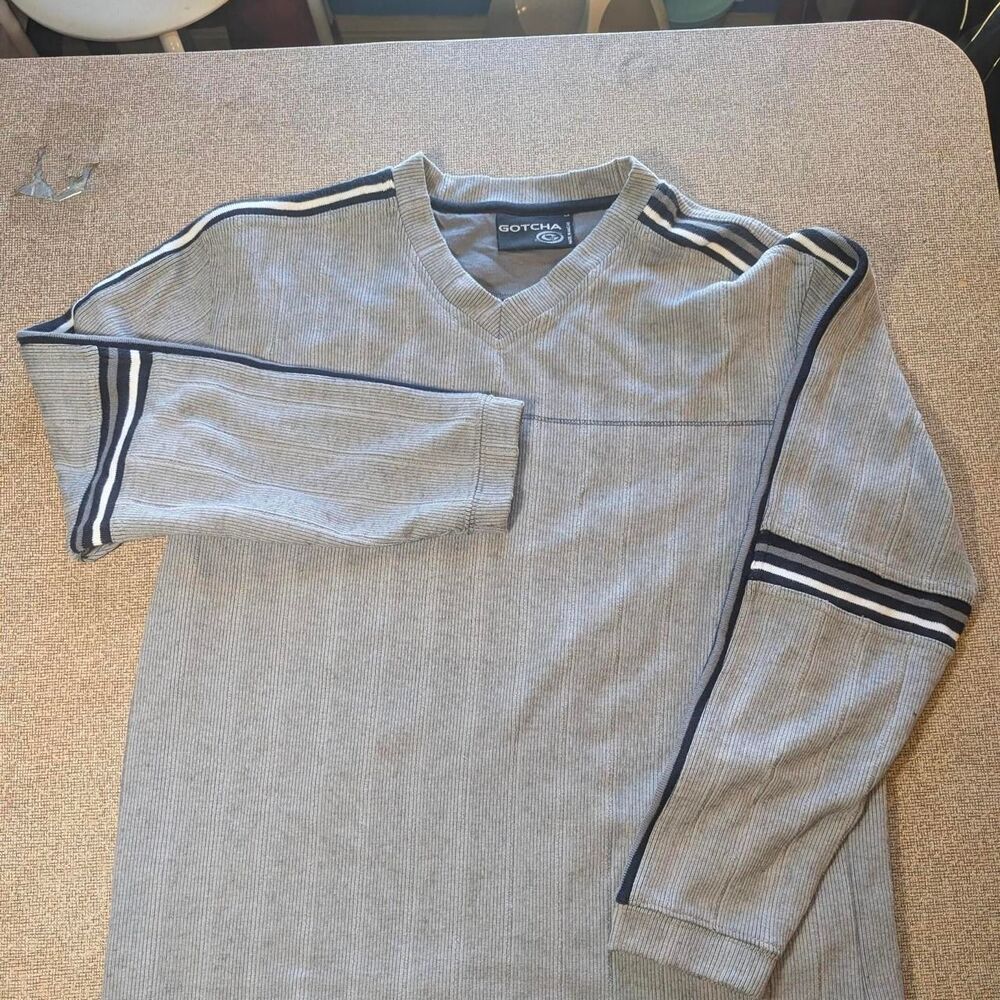 Gotcha Men's Grey and Brown T-shirt